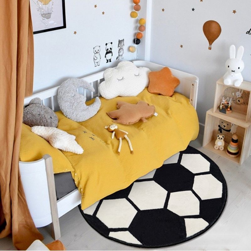 Karpet Bulu Lembut Sepak Bola  - Desk Setup Girly ulasan dan harga