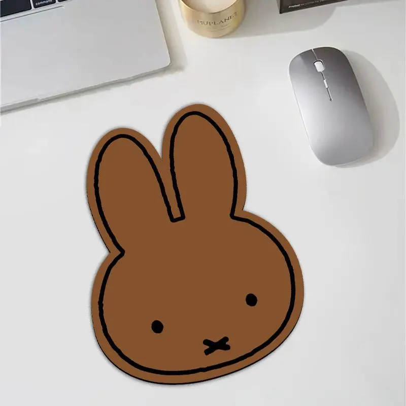 Alas Mouse Bentuk Kelinci Miff - Desk Setup Kawaii ulasan dan harga