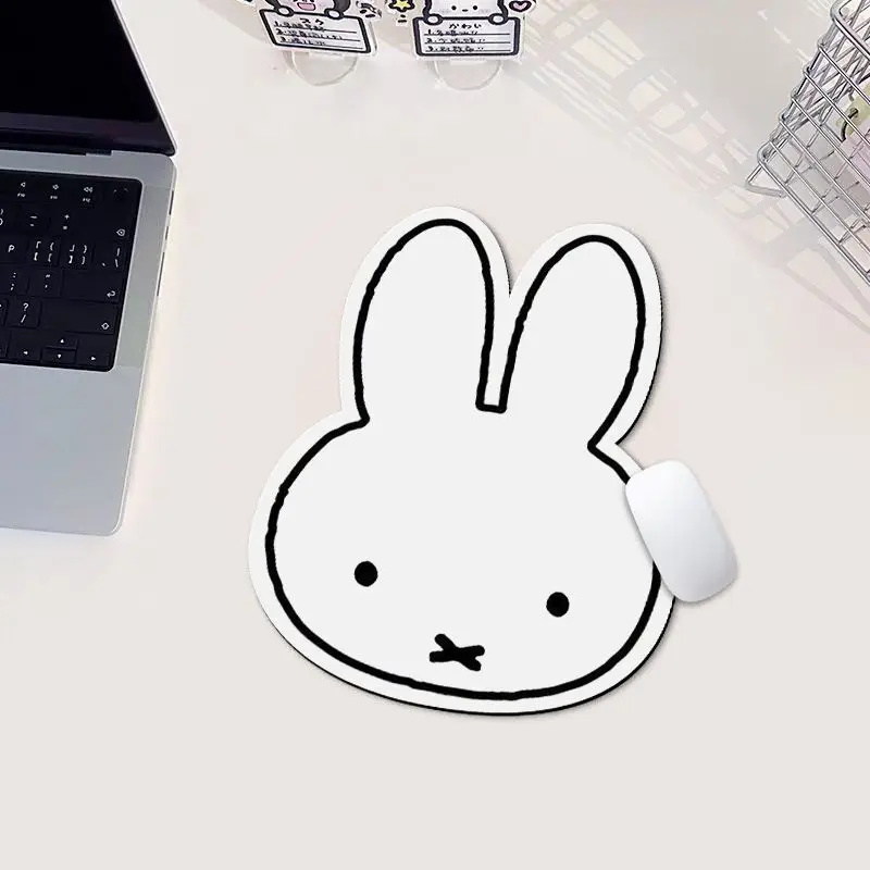 Alas Mouse Bentuk Kelinci Miff - Desk Setup Kawaii ulasan dan harga